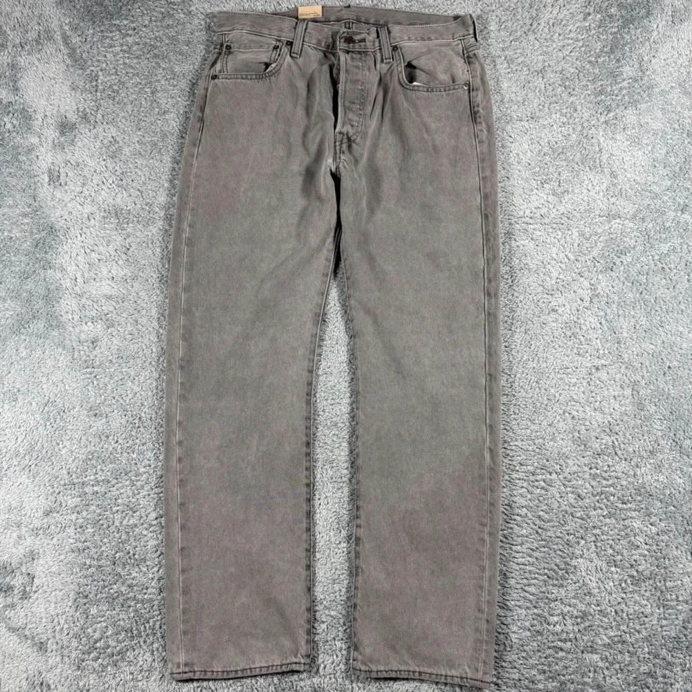 NWT Levis 501 Original Fit Jeans Mens 33x30 Grey Button Fly Straight Leg Denim